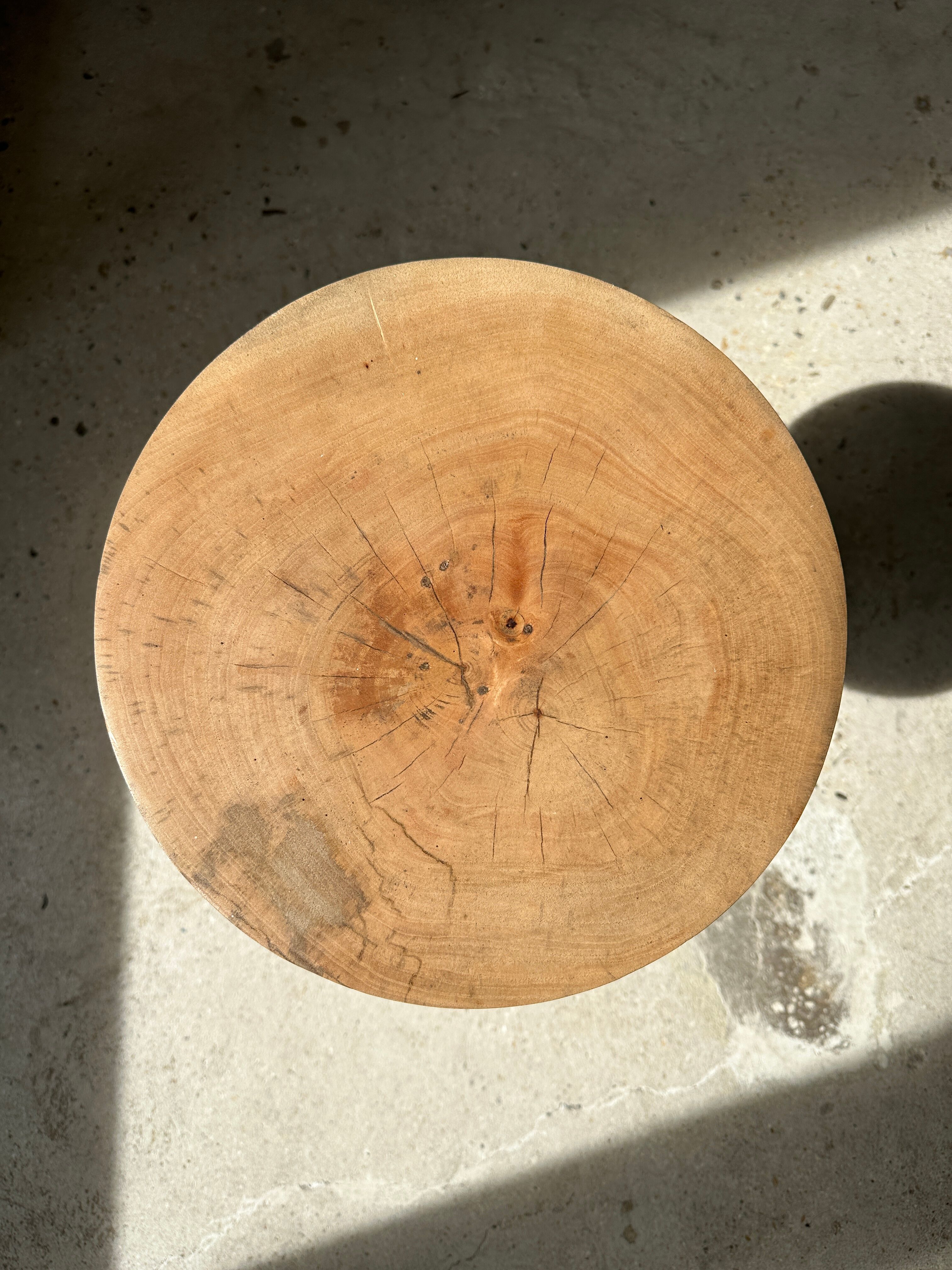 Side table, end of sofa in natural mango monoxyl conical tray H:50cm