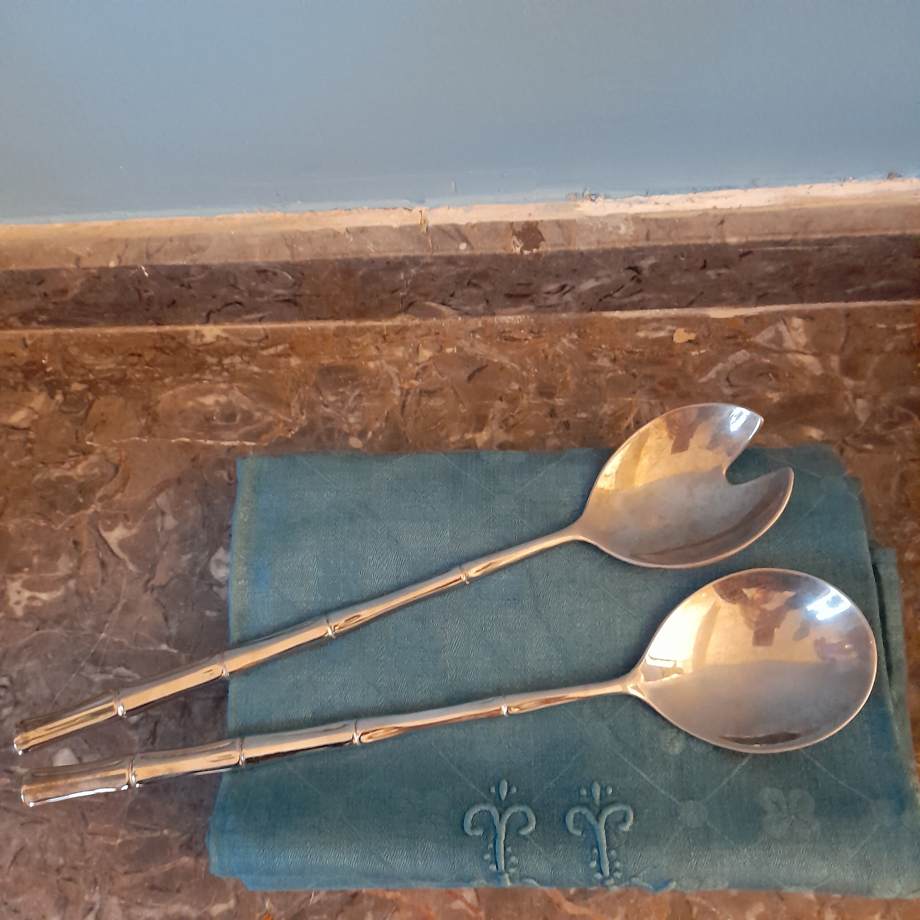 Bamboo salad cutlery