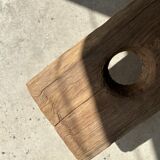 Side table in blond teak openwork tray
