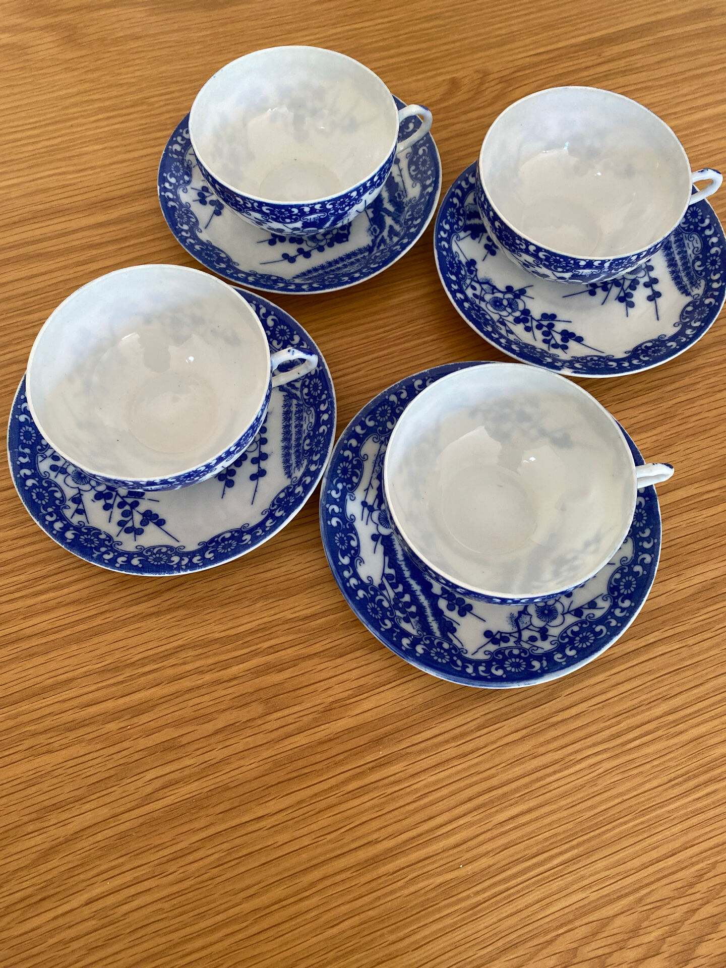 Ensemble service à the chine