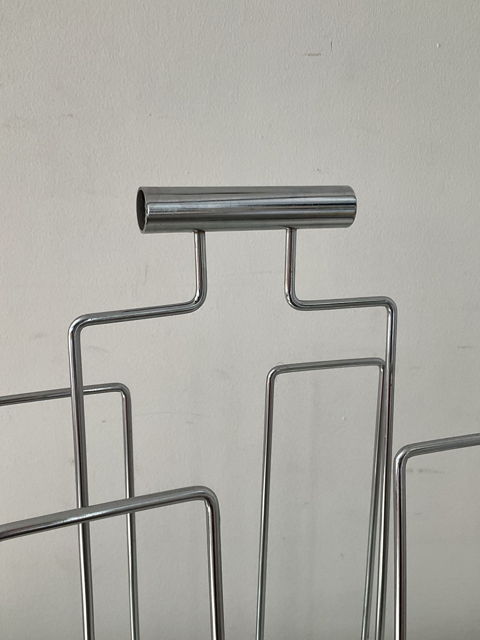 Door reviews of the 50s and 60s in stainless steel