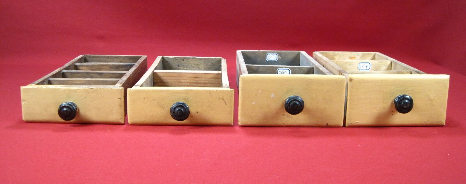 Lot of 4 vintage wooden drawers for craft furniture Rangement Workshop - Garage - Lot No.4