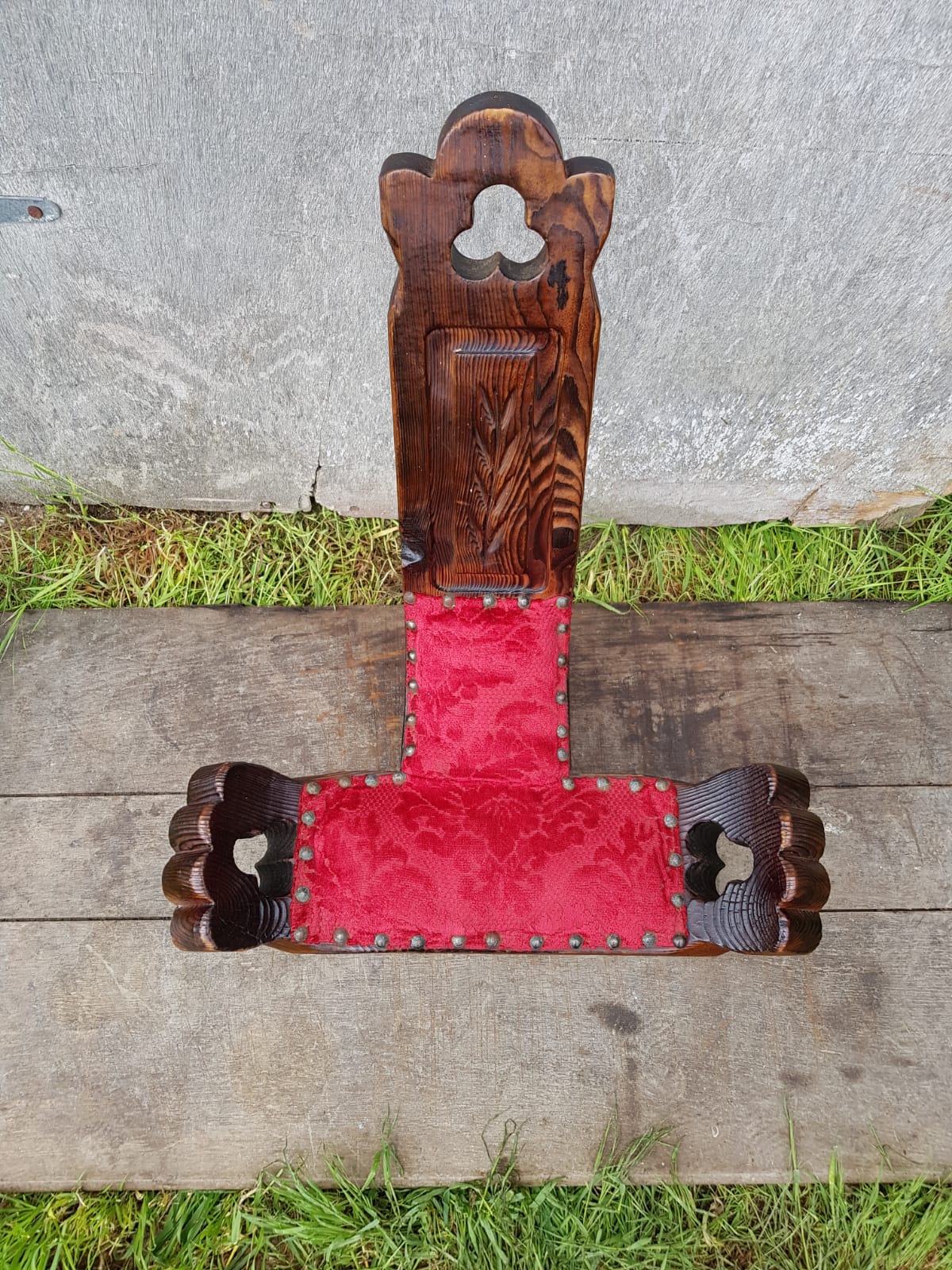 Brutalist chair feet tripodes carved wood