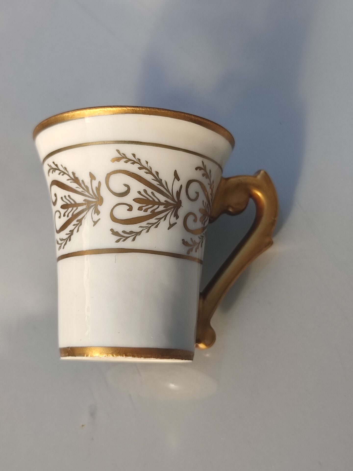 Coffee cup Porcelain of Paris Camille Le Tallec - Hand-painted 1961