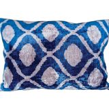 Housse Ikat en Velours de Soie