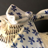 Teapot earthenware decoration vintage hen