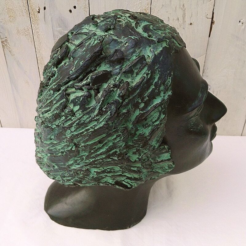 Bust woman art deco Sculpture plaster workshop