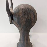 Large sandstone bull, by Dominique Pouchain, 2025