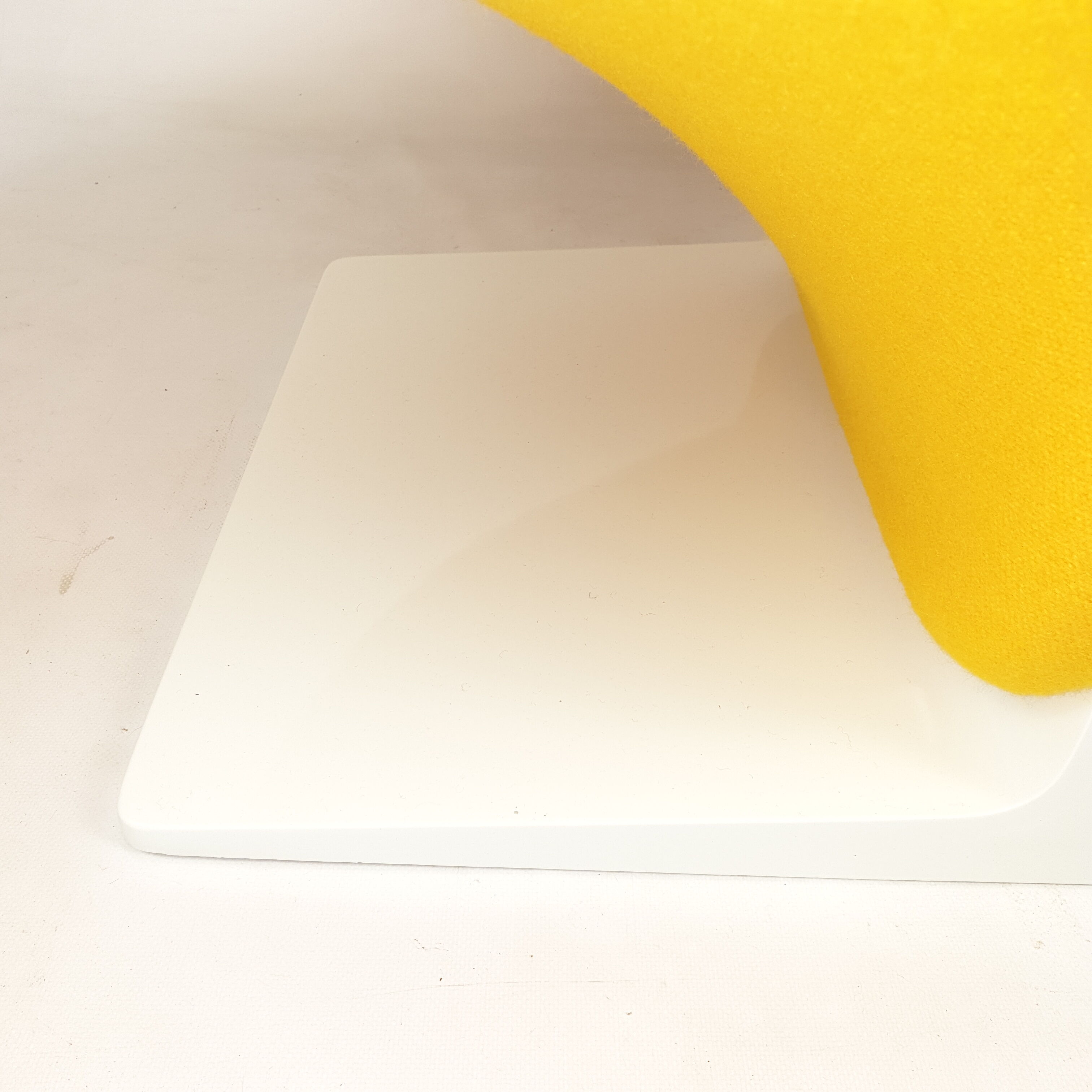 Ribbon Chair by Pierre Paulin for Artifort, 1960's