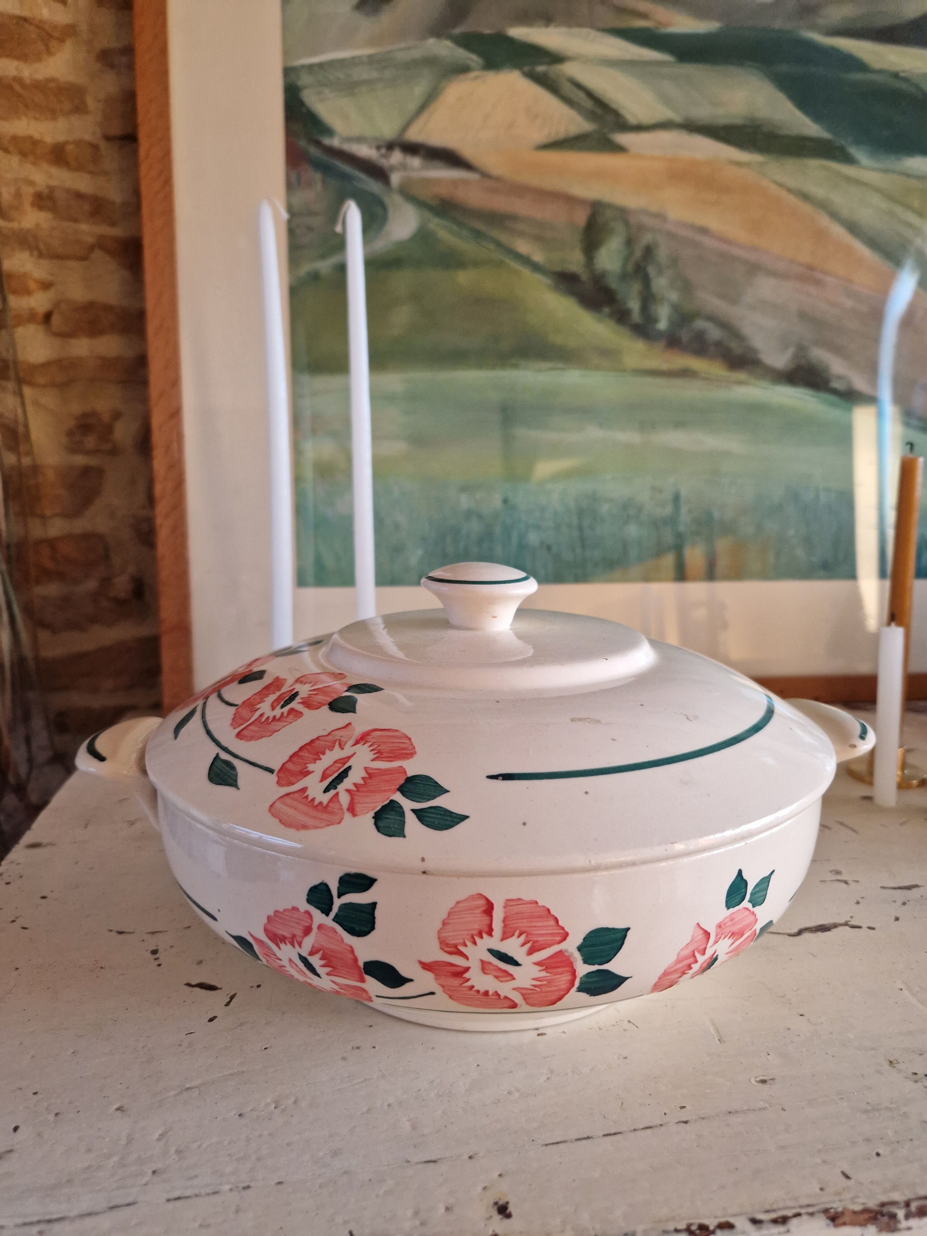 Earthenware tureen of Givors