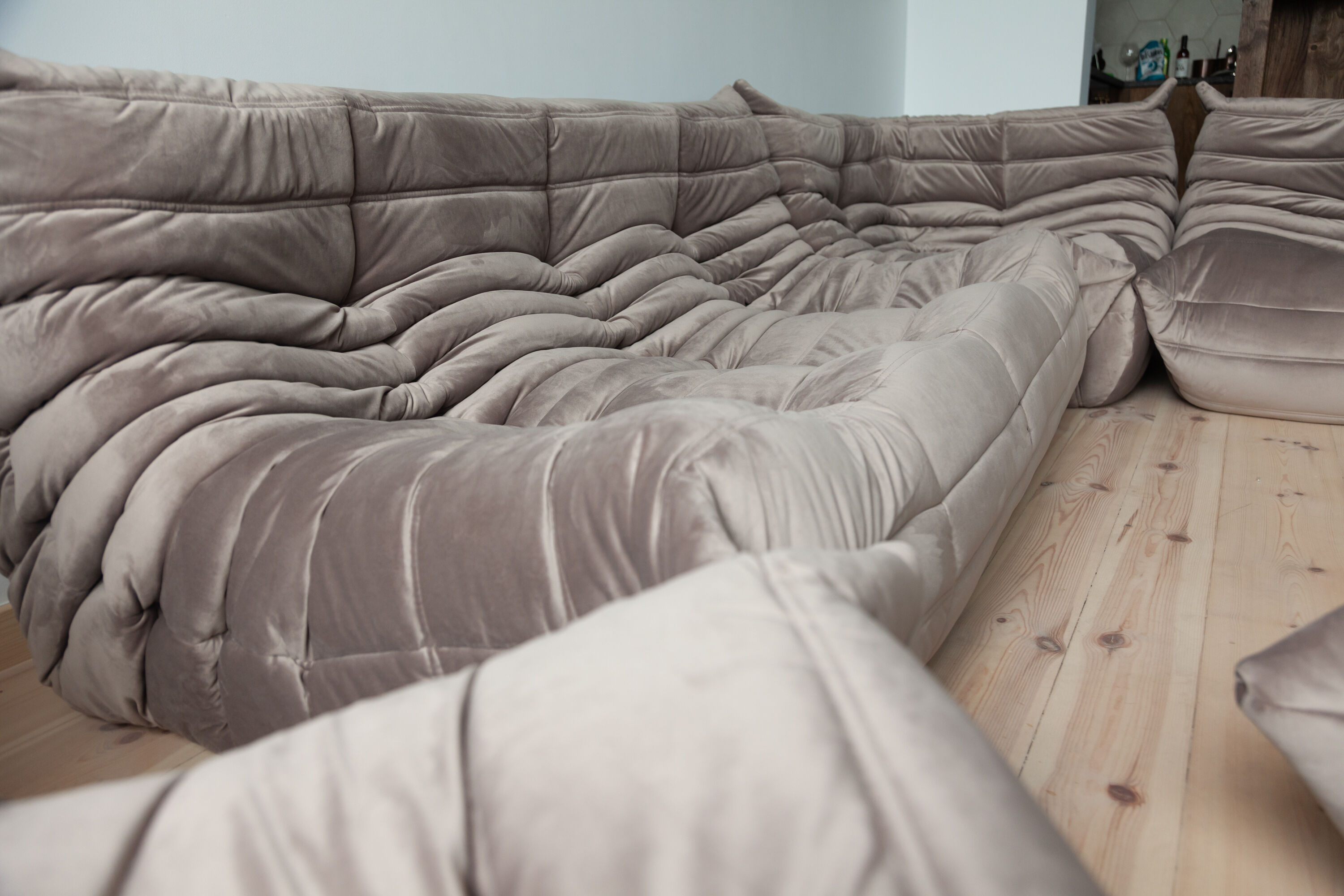 Togo set in pink velvet model designed by Michel Ducaroy 1973