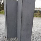 Wooden screen painted hand decorating birds