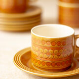 6 cups with sub-cups - vintage pattern - Hornsea England model Saffron