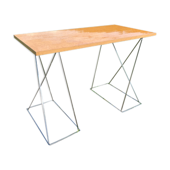 Office chrome trestles and magnifying glass tray
