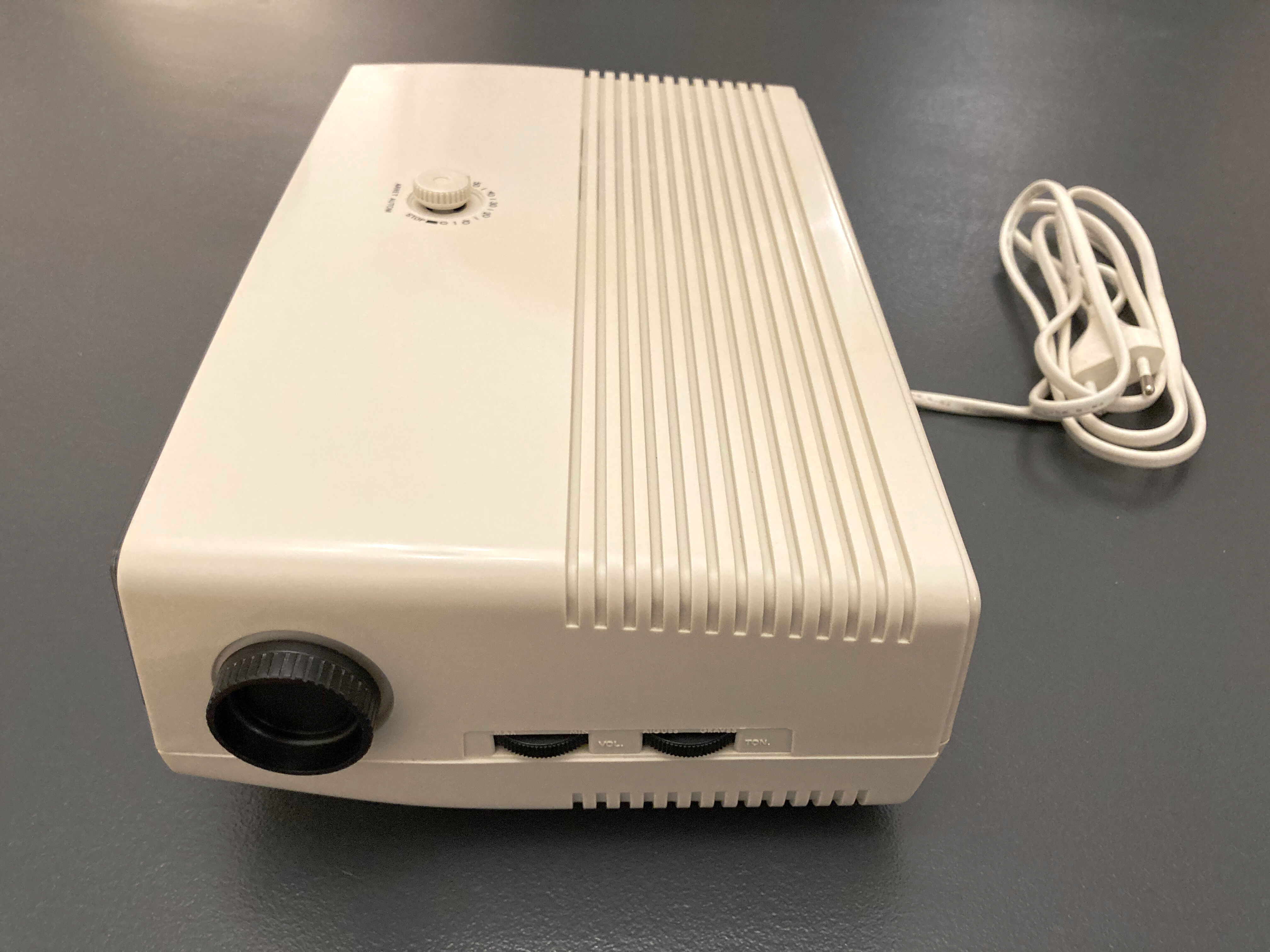 Radio vintage reveil a unfolding Continental Edison 1973