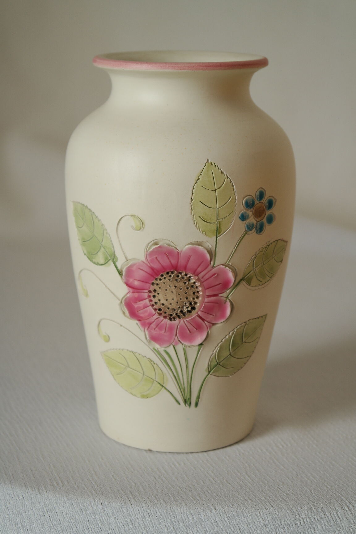 Vintage ceramic flower vase Italy Cadorev