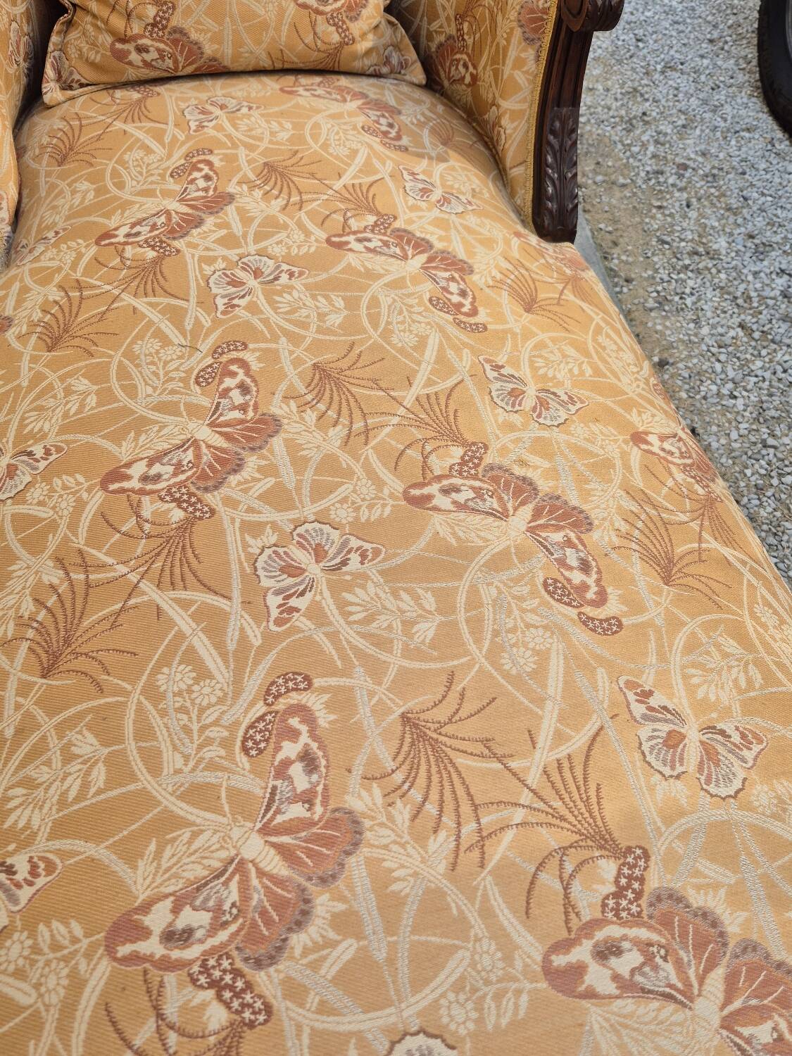 Chaise longue decorated with butterflies in Louis XVI style from the Napoleon III period