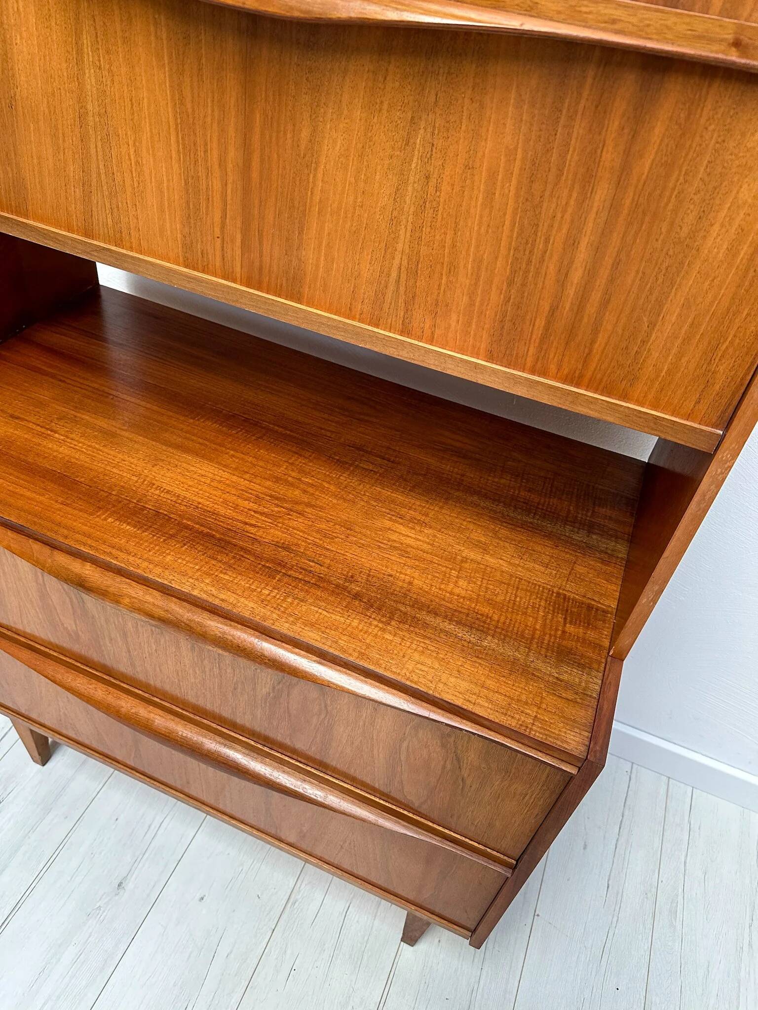 Secrétaire en noyer par Franz Ehrlich pour Hellerau, années 1950