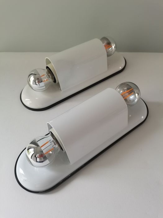 Dui model wall lamps by Vico Magistretti for Artemide