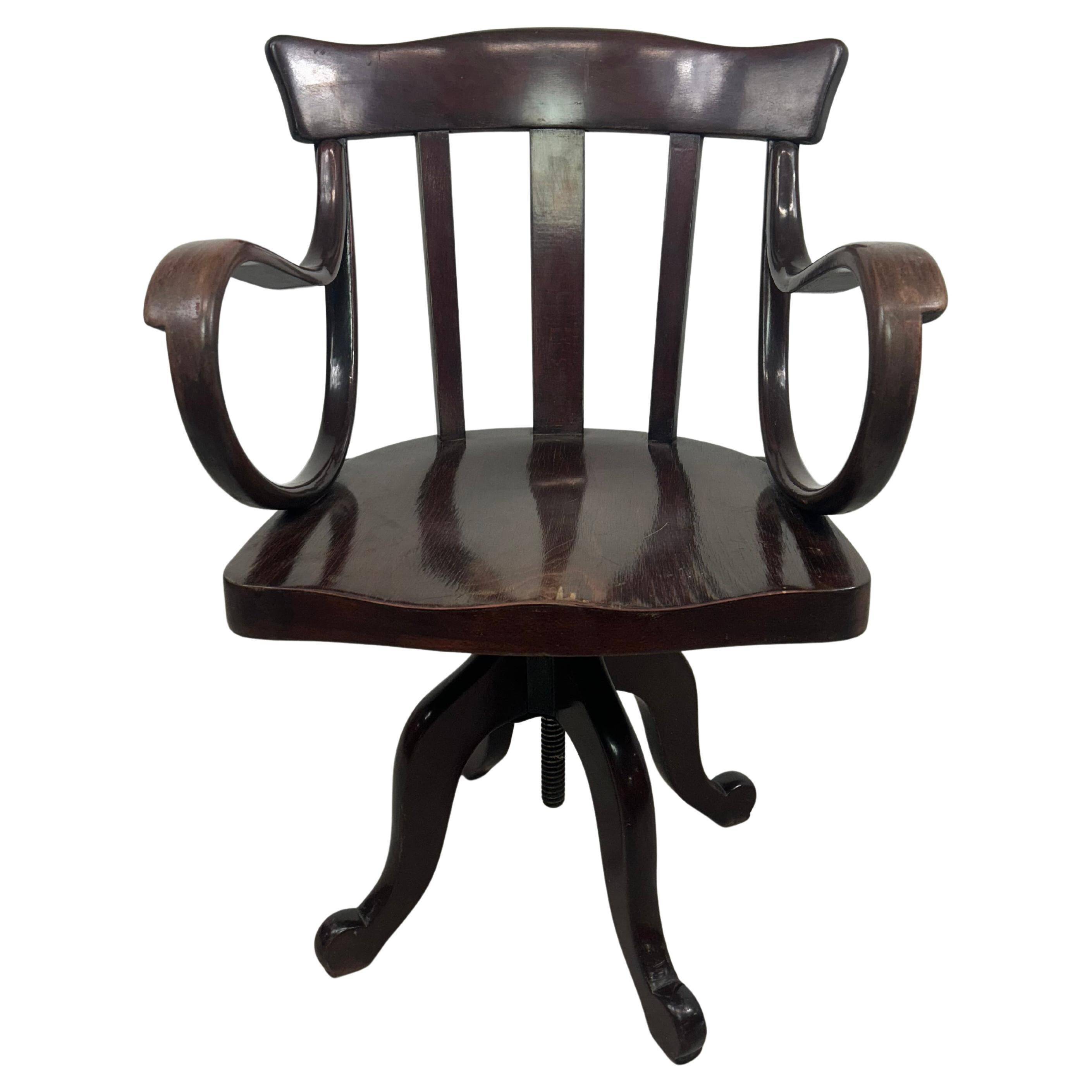 Thonet swivel armchair no. 5541