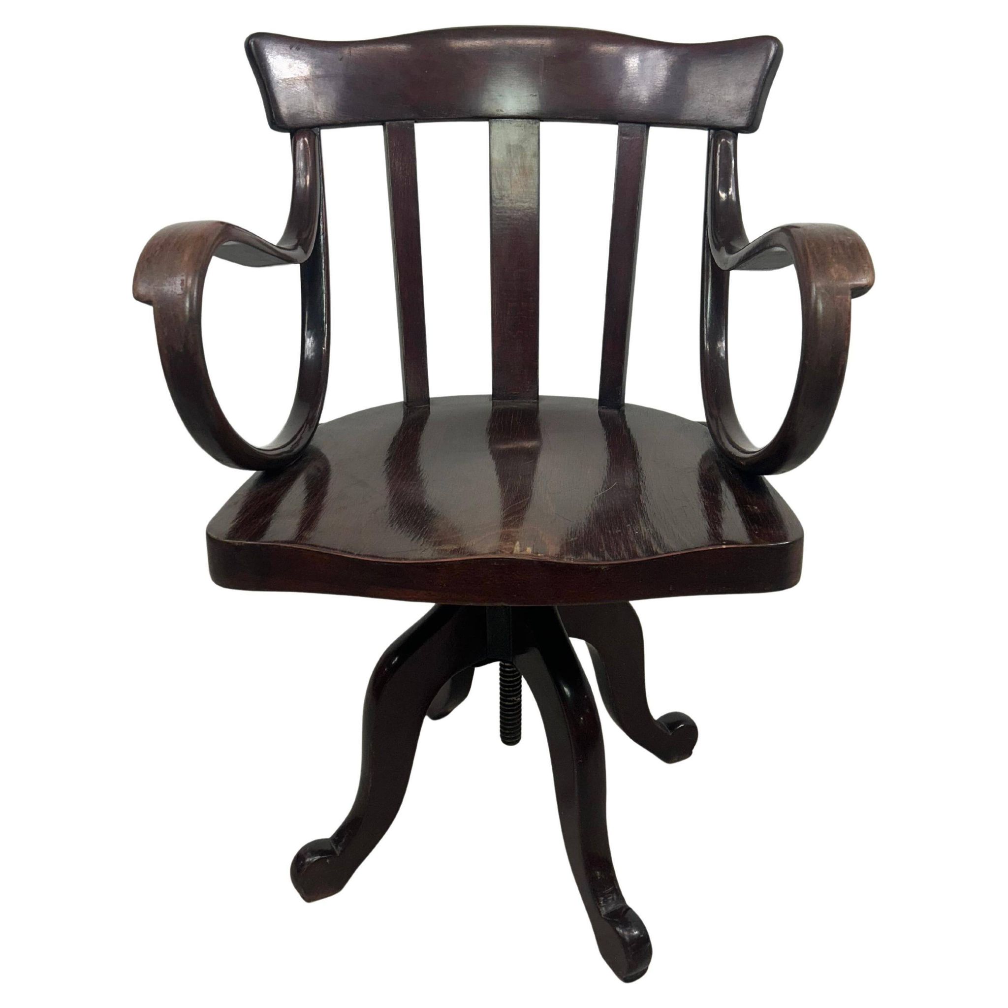 Thonet swivel armchair no. 5541