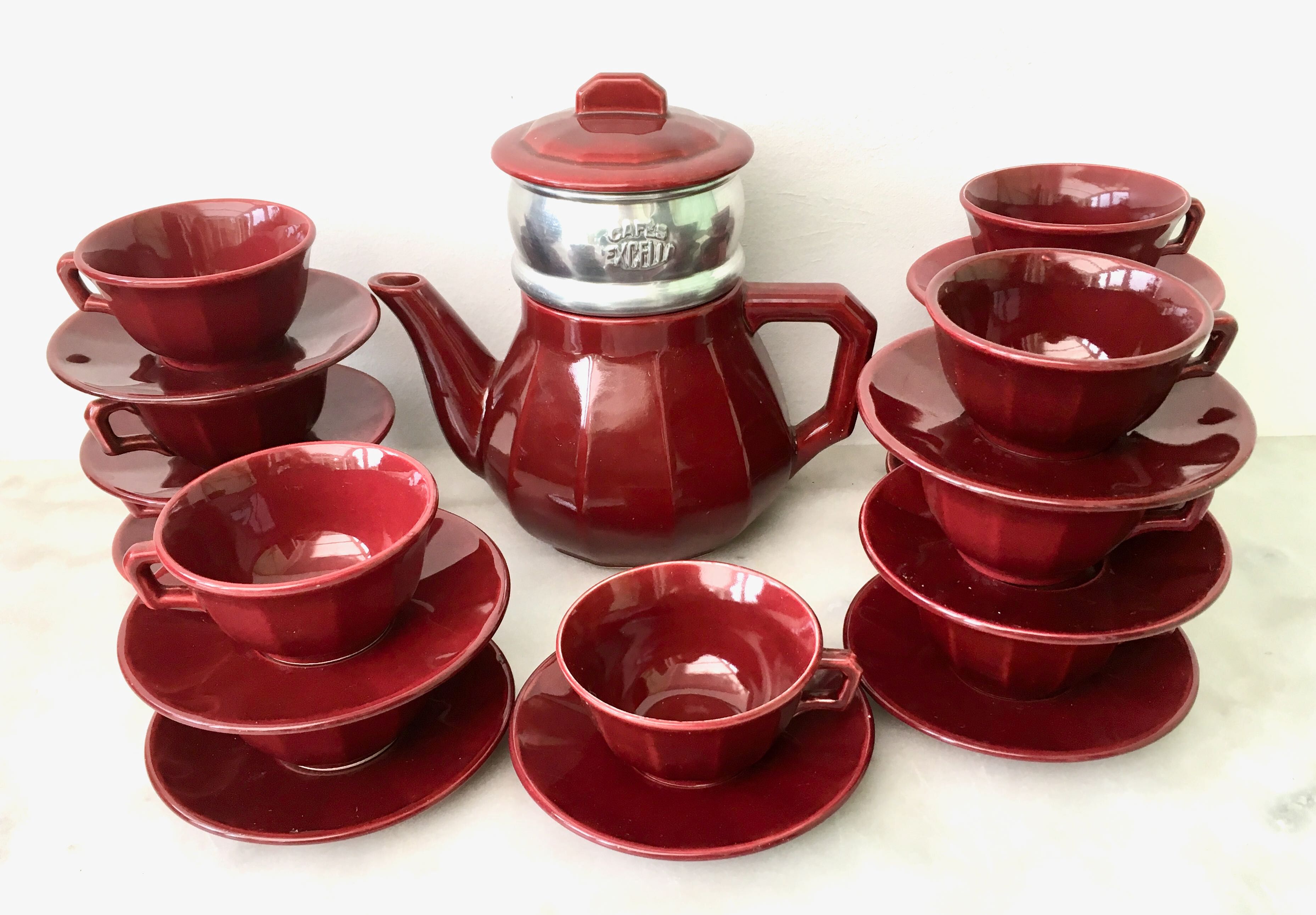 Set 12 coffee cups and vintage coffee maker