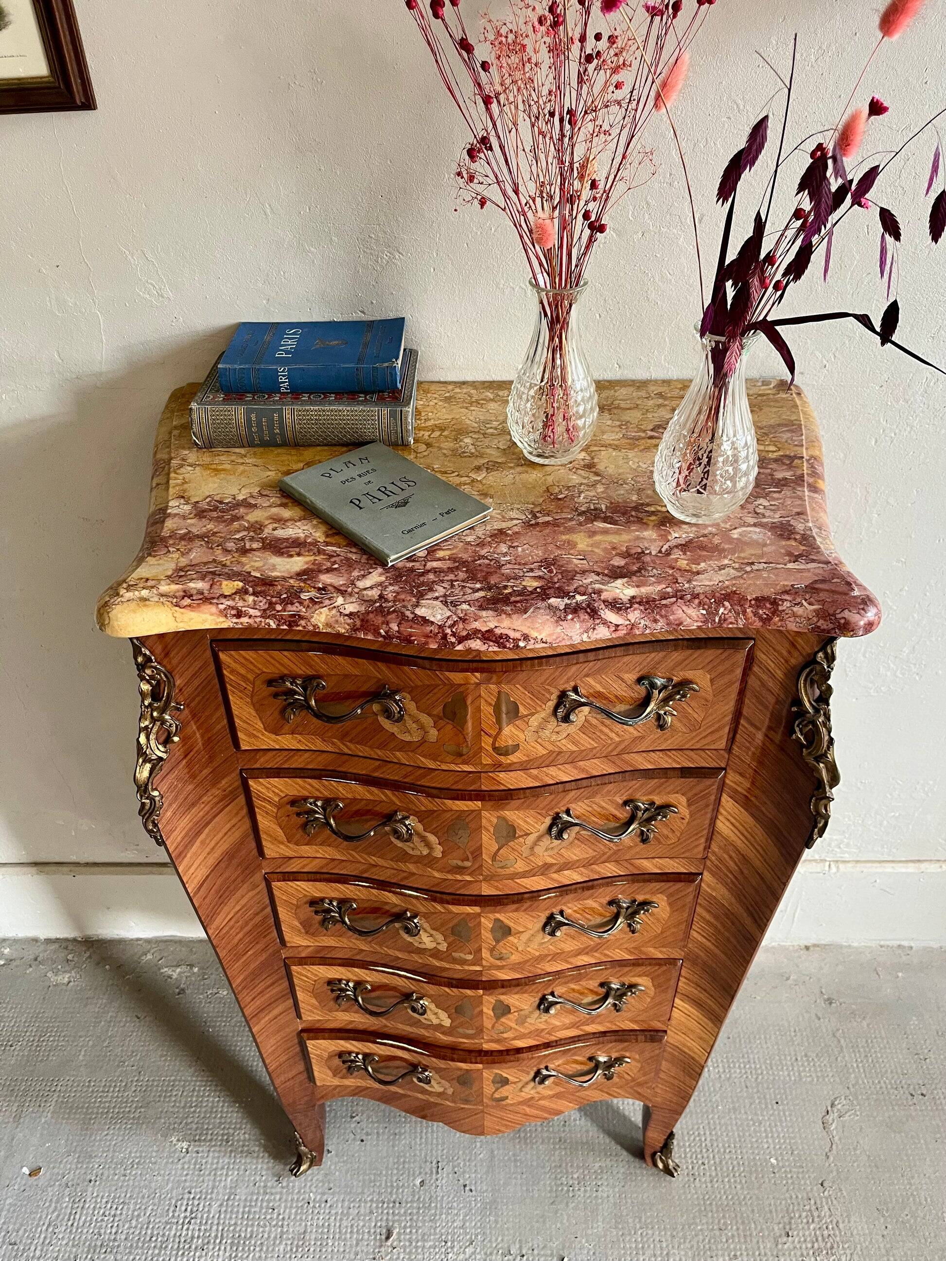 Chiffonnier Louis XV en bois et marbre