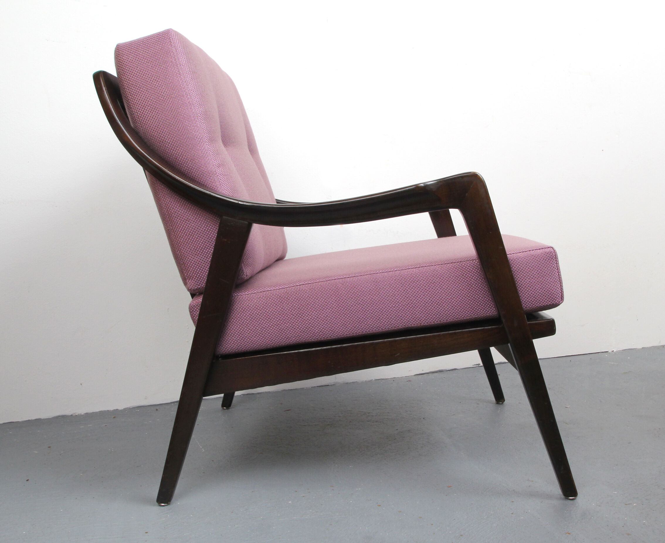1960s armchair in violet