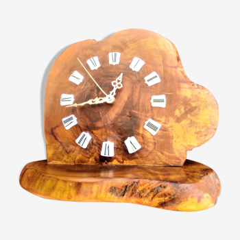 Olive wood clock with enamel numerals