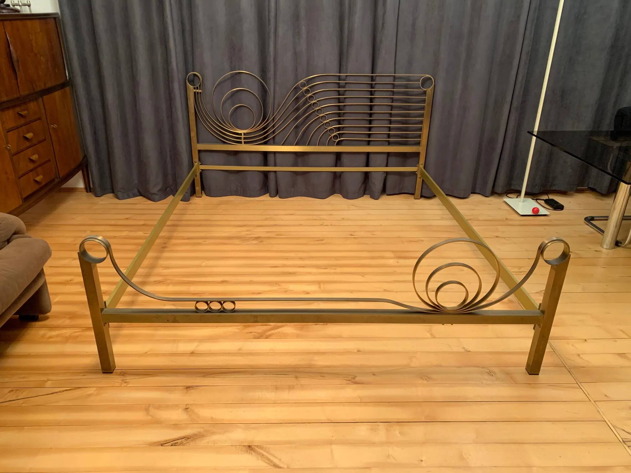 Double bed from the 1970s