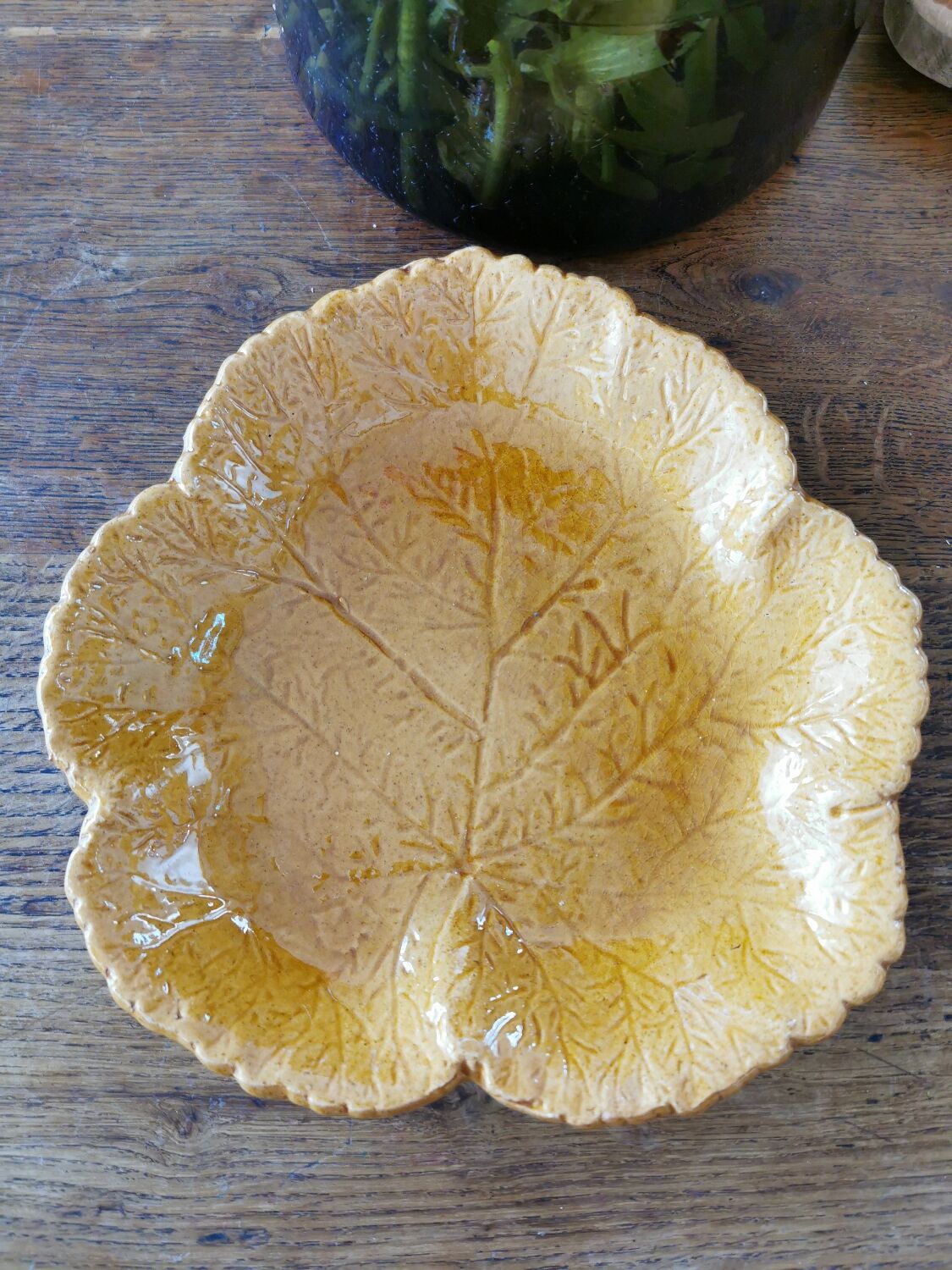 Leaf dish