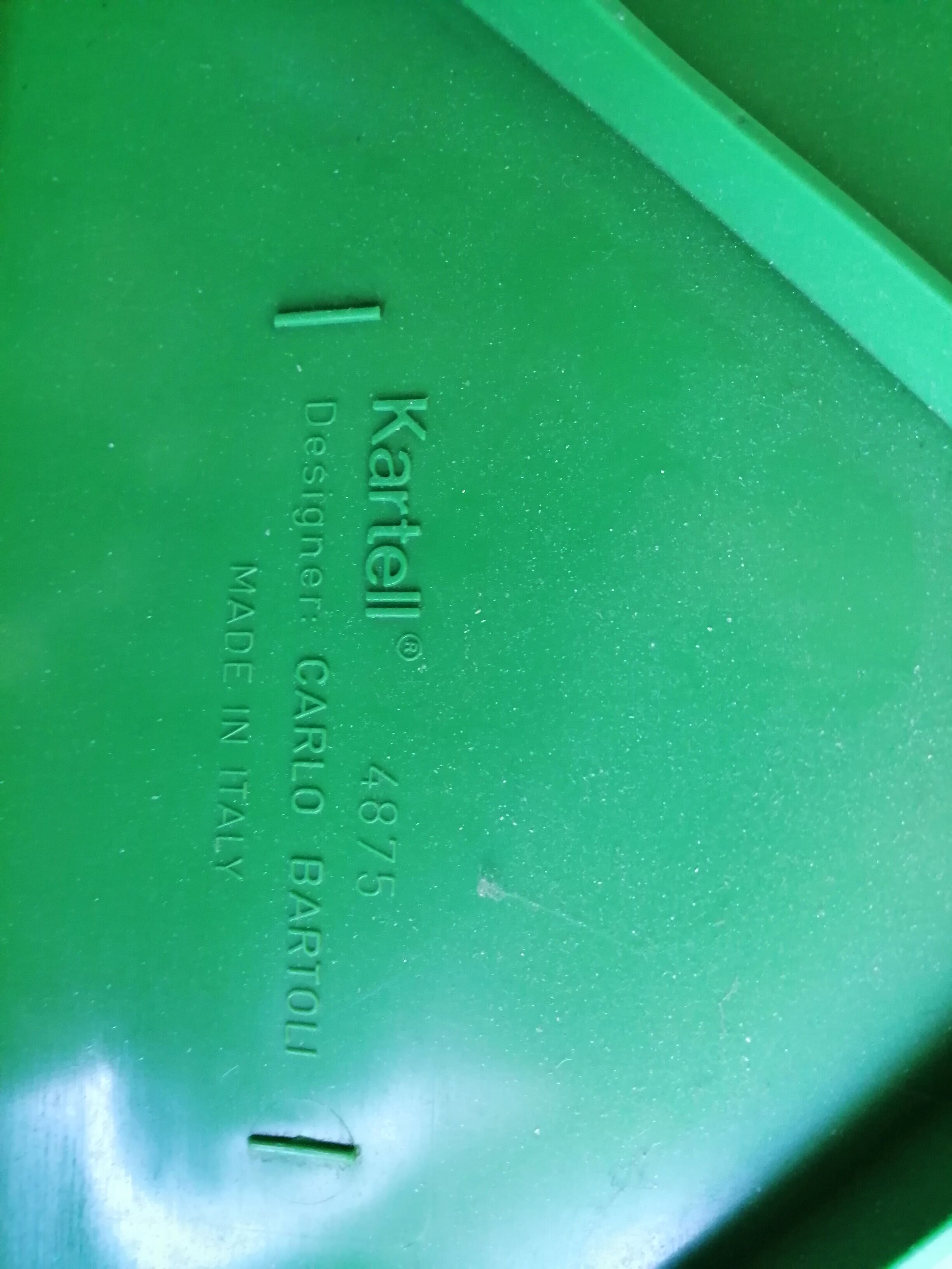 Pair of chairs. Carlo Bartoli. Kartell. Model 4875