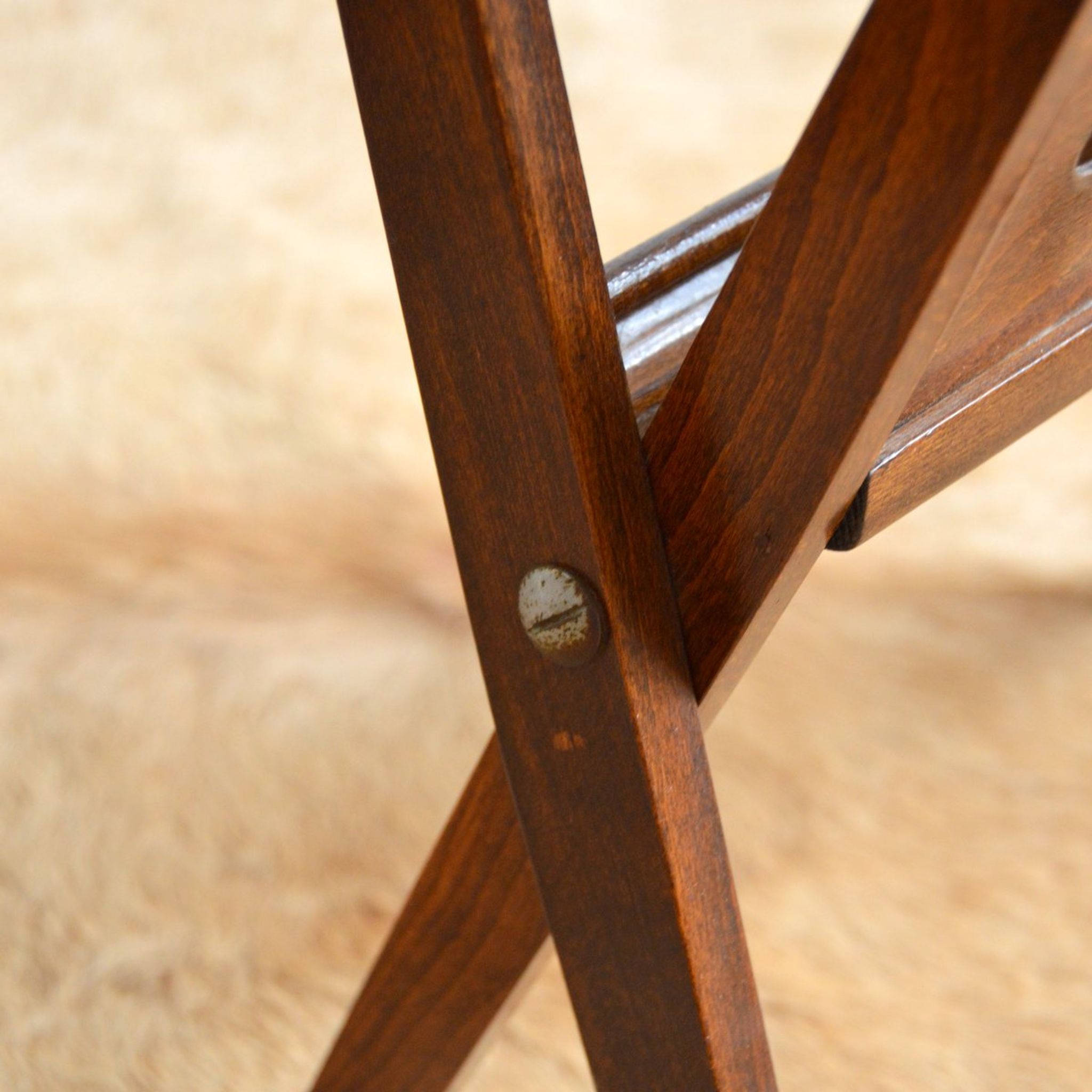 Scandinavian folding magazine holder by Cees Braakman for Pastoe 1960s