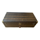 Louis vuitton trunk