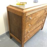 Oak chest of drawers