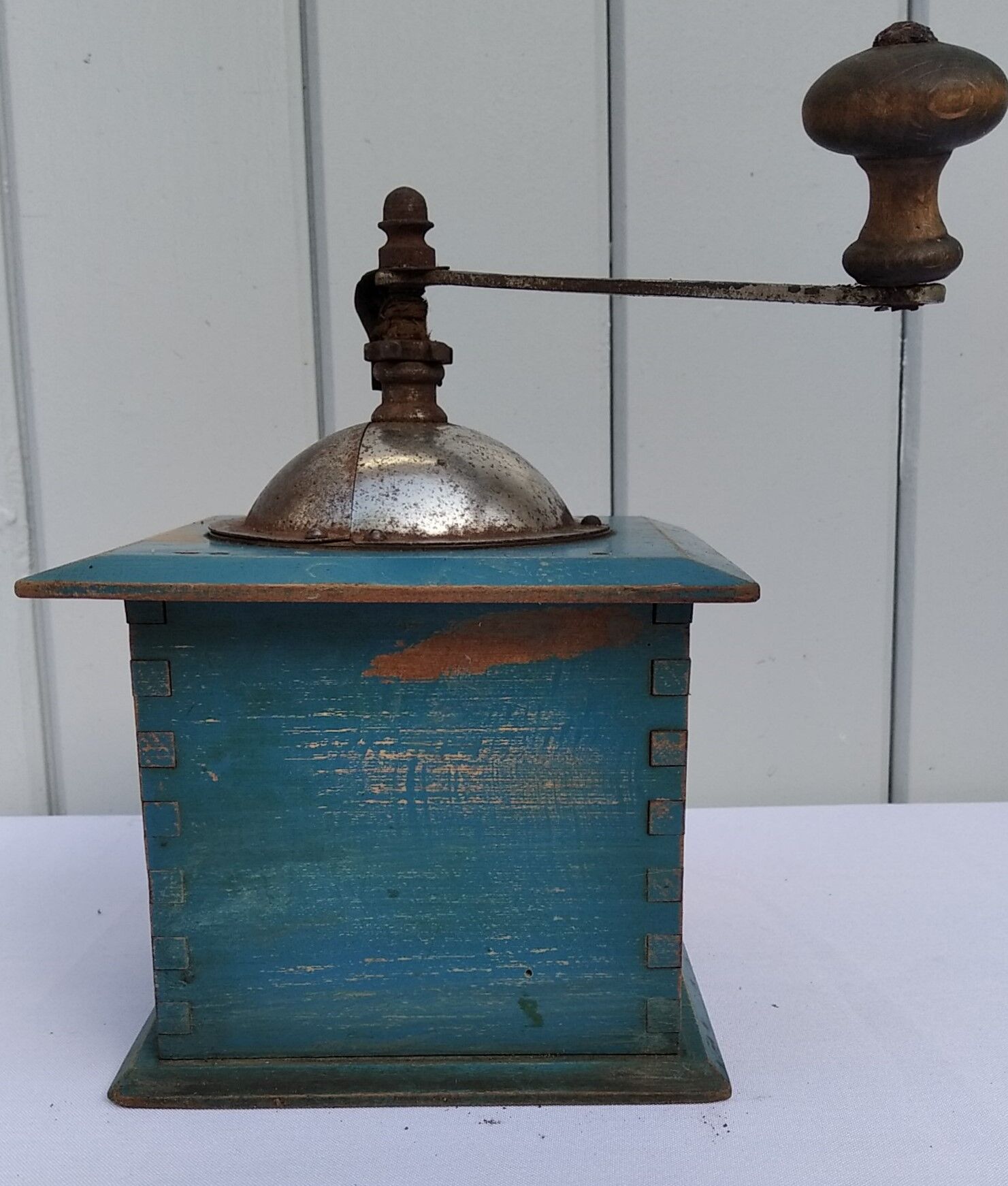 Old Delto coffee grinder