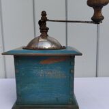 Old Delto coffee grinder