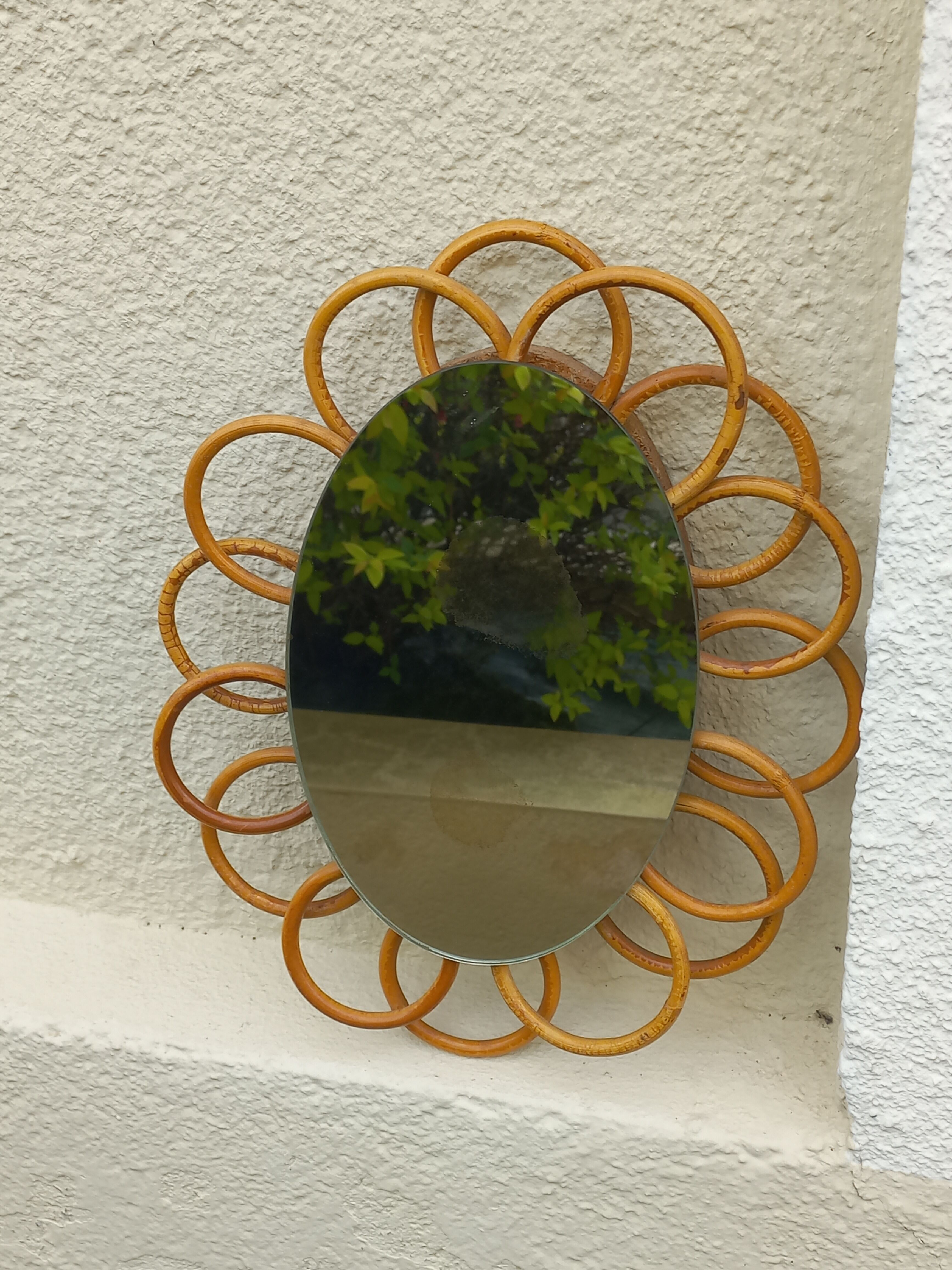 Miroir soleil ovale en rotin des années 70 25x31cm