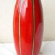 Vase rouge en céramique
