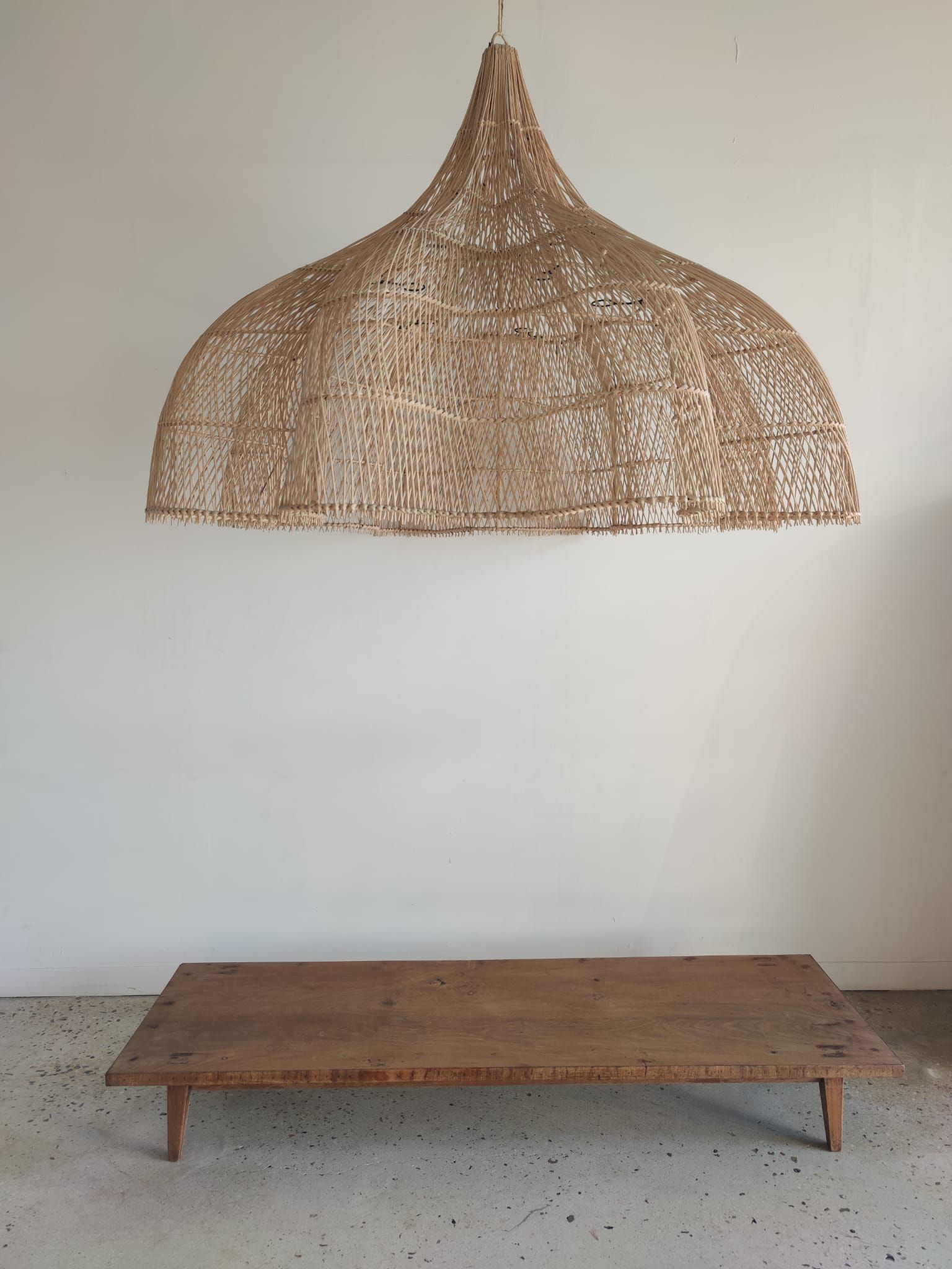 Huge rattan suspension in the shape of a corolla H:1m; D: 1m50
