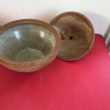 Soup tureen in sandstone