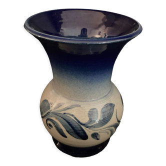 Anne Ehret Alsace sandstone vase