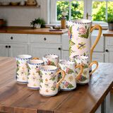 Service ancien grands mugs et carafe de Talavera en terre cuite émaillée