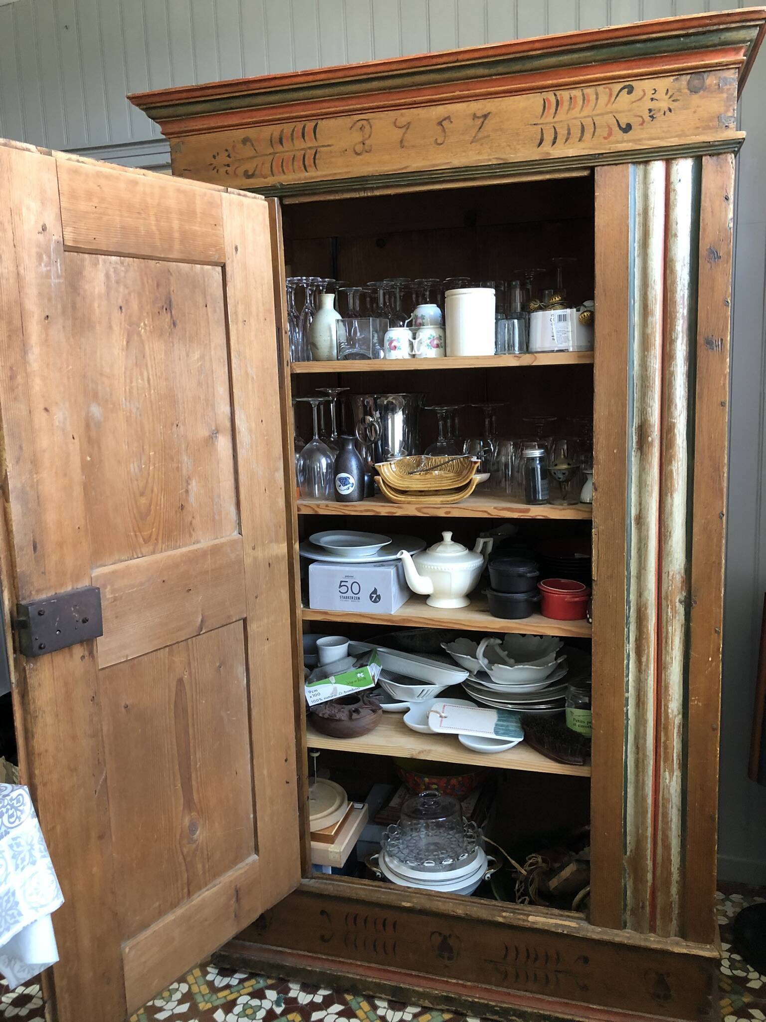 Alsatian polychrome furniture cabinet 1757