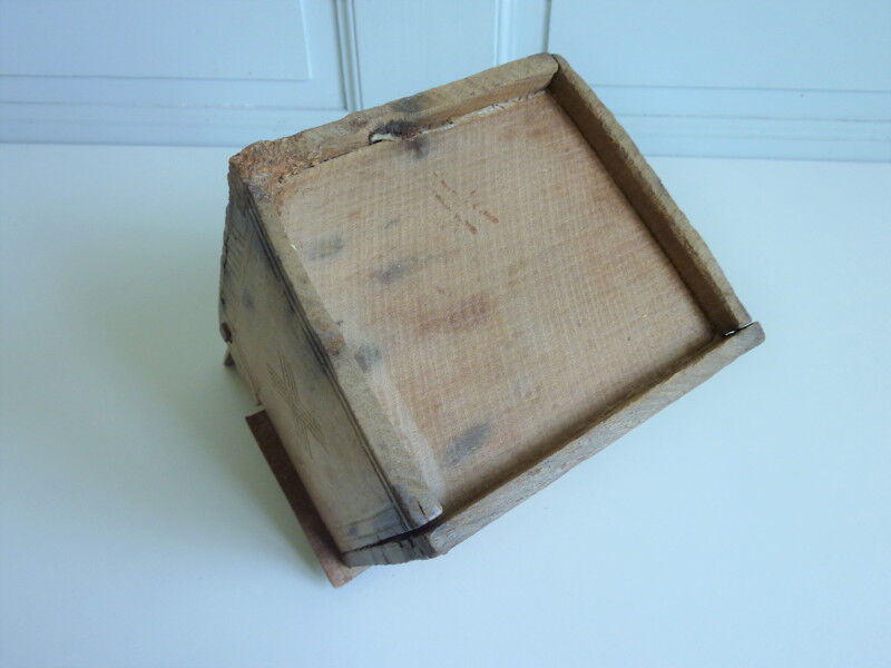 Wooden salt box
