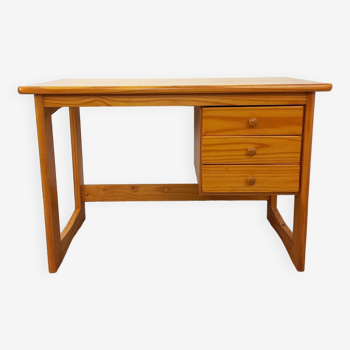 Vintage pine desk with sled legs from the 70s and 80s