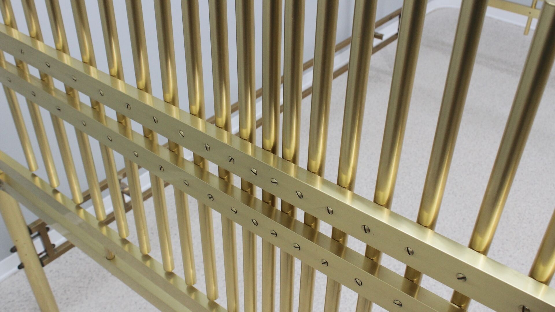 Vintage golden brass bed frigerio 1970s