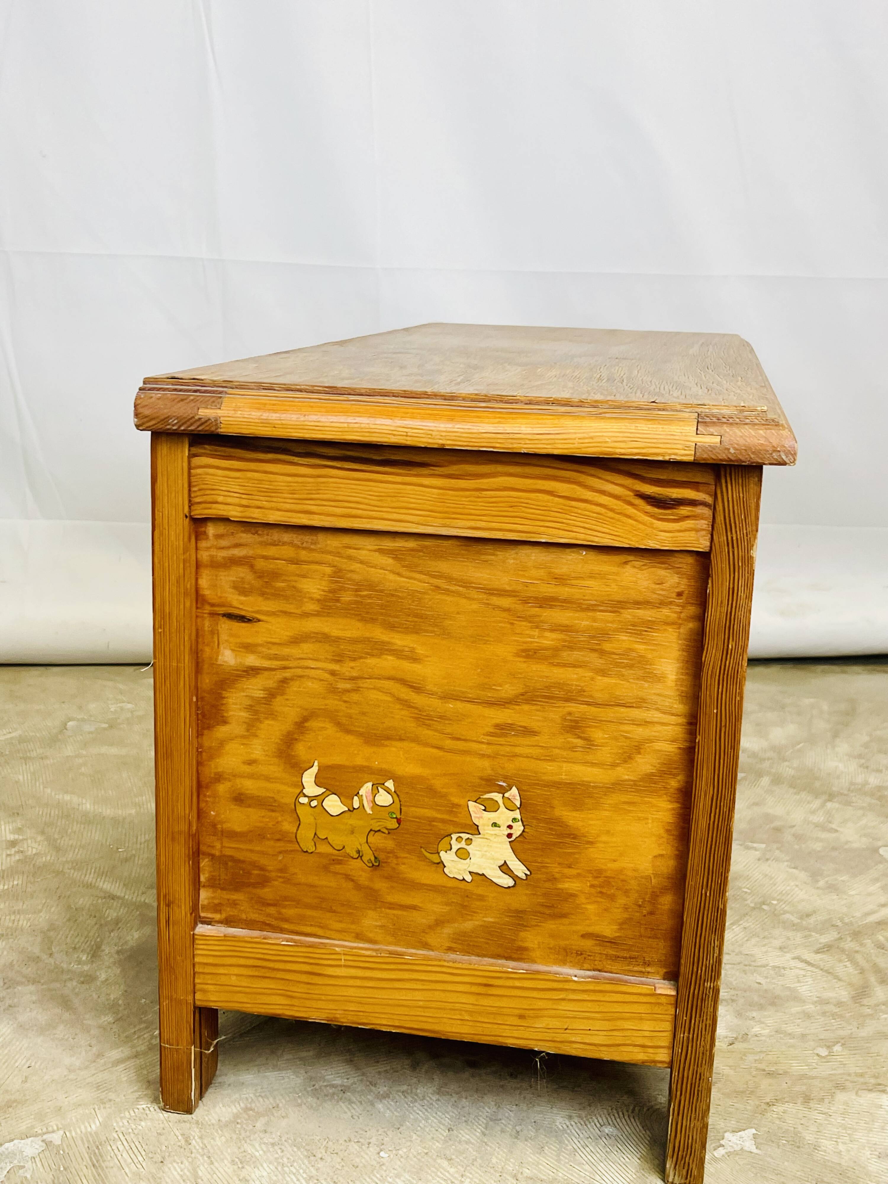Toy chest