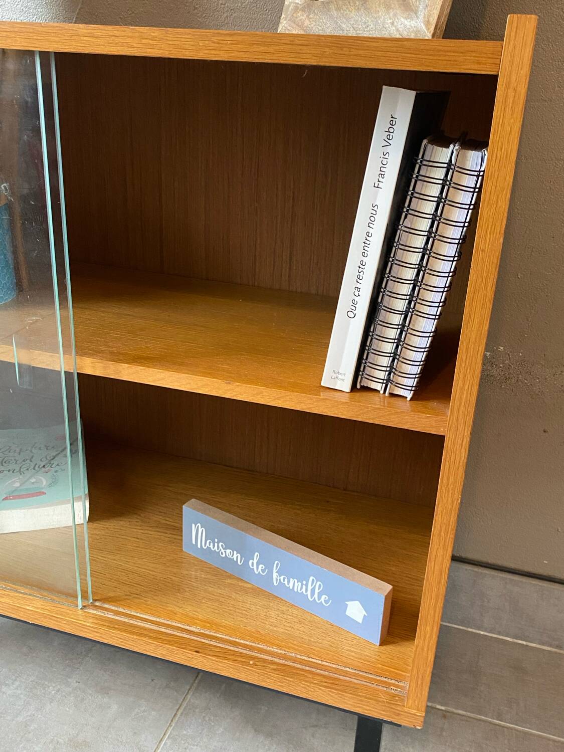 Vintage display cabinet (or TV cabinet)