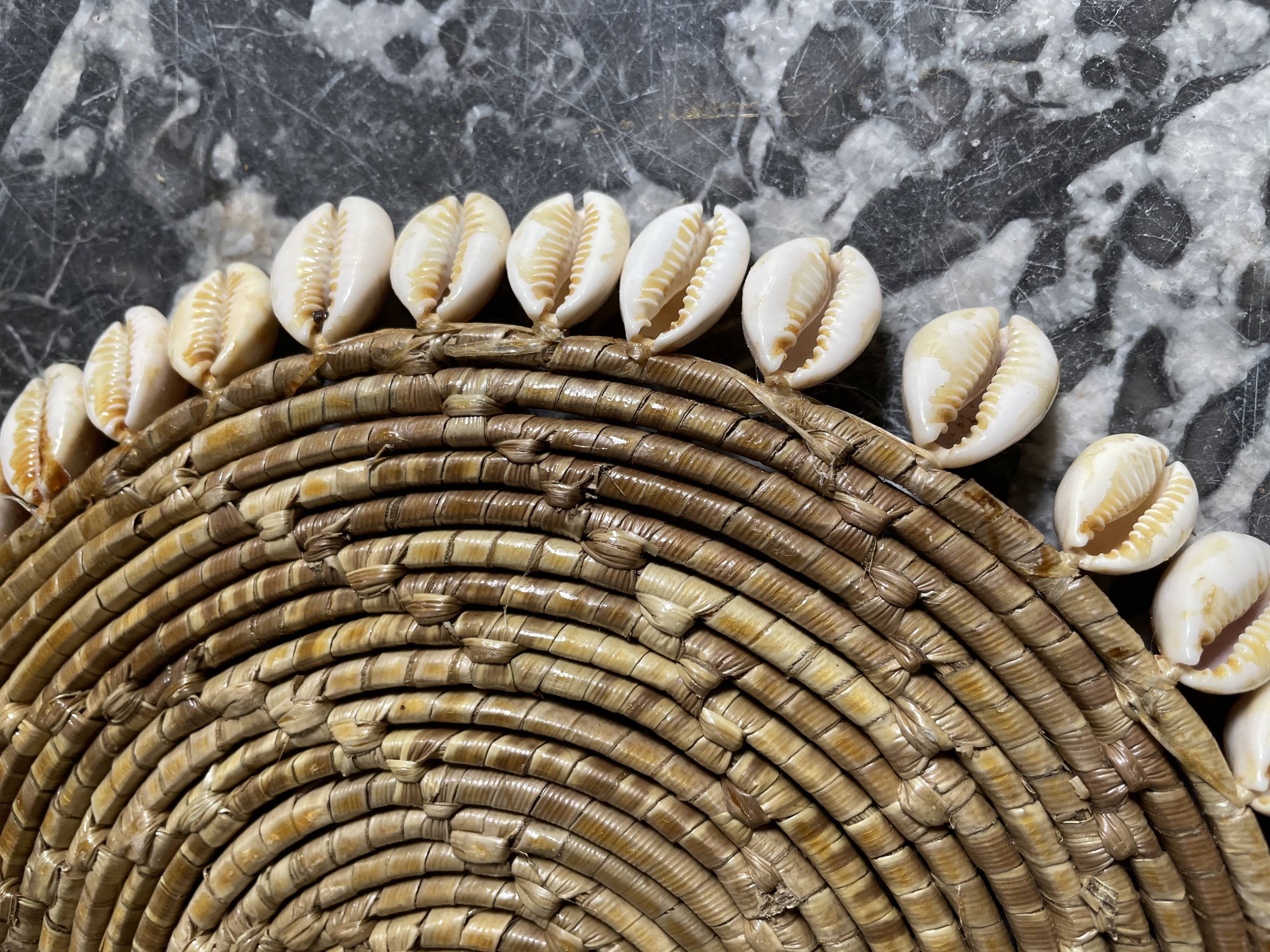 Table mat vintage seashell